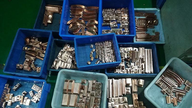 模具滑块材料：揭秘其价格构成与选择要点