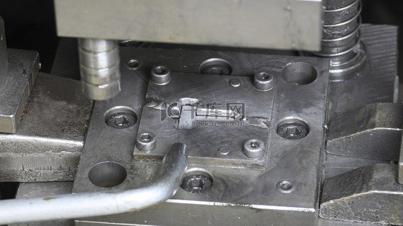塑料模具配件报价单，如何准确把握关键信息？**
