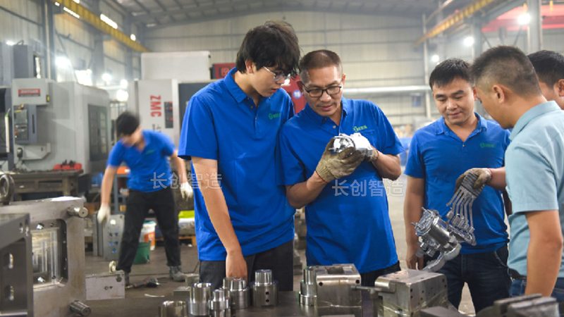 冲压模具制造：规范标准参数解析