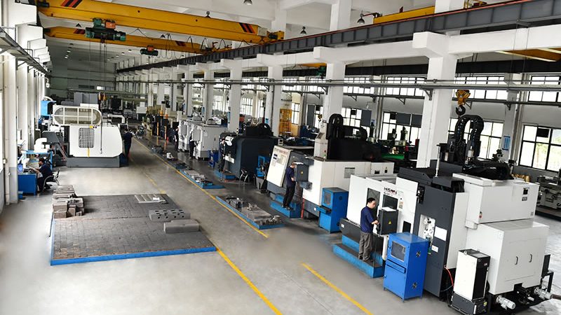 汽车零部件注塑模具定制：关键工艺与选型要点**