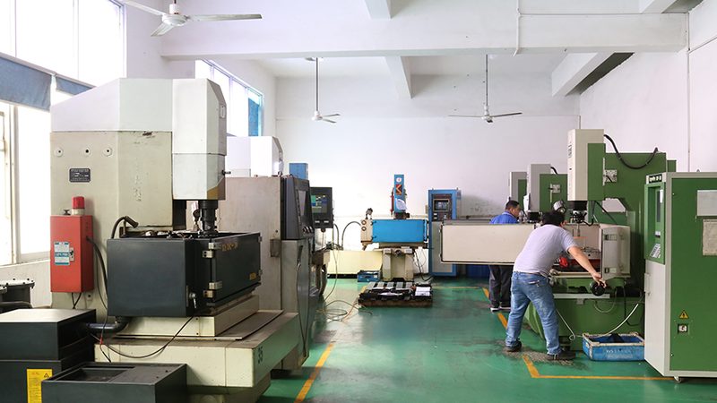 M2高速钢与W6Mo5Cr4V2：两种模具钢的较量